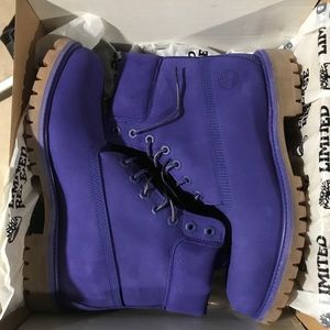 violet timberlands